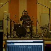 Ramón grabando baterias